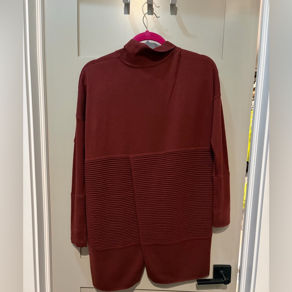 lululemon athletica Ribbed Mock Neck Tunic in Deep Burgundy